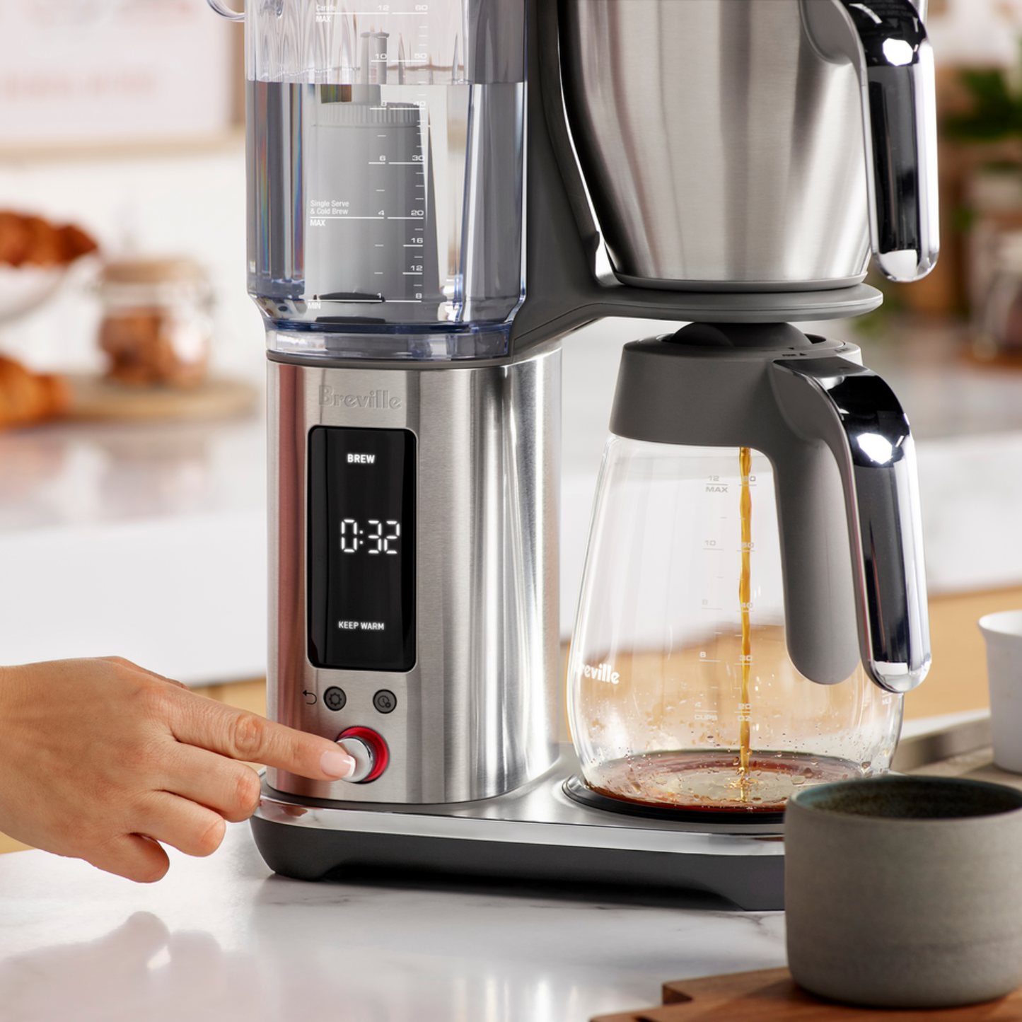 BREVILLE LUXE BREWER™ GLASS COFFEE MACHINE