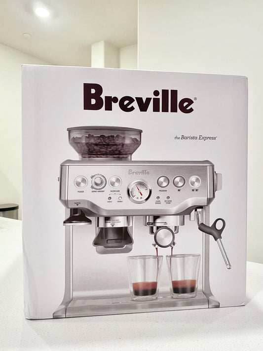 Breville Stainless Steel Barista Express Espresso Machine Light Silver BES870XL: 15 Bars Pressure, Milk Frother, Grinder-1
