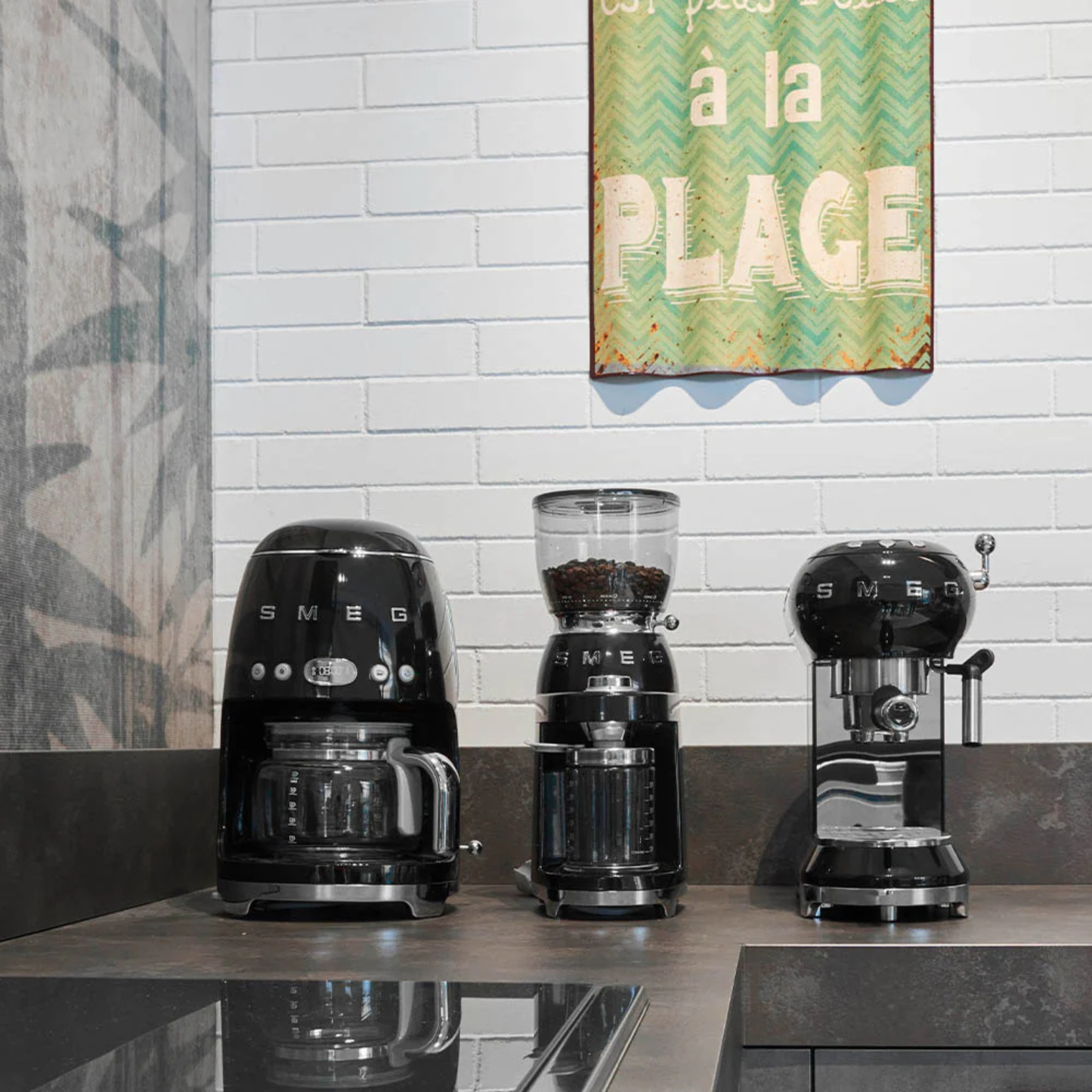 SMEG RETRO-STYLE DRIP COFFEE MACHINE (10 CUPS)